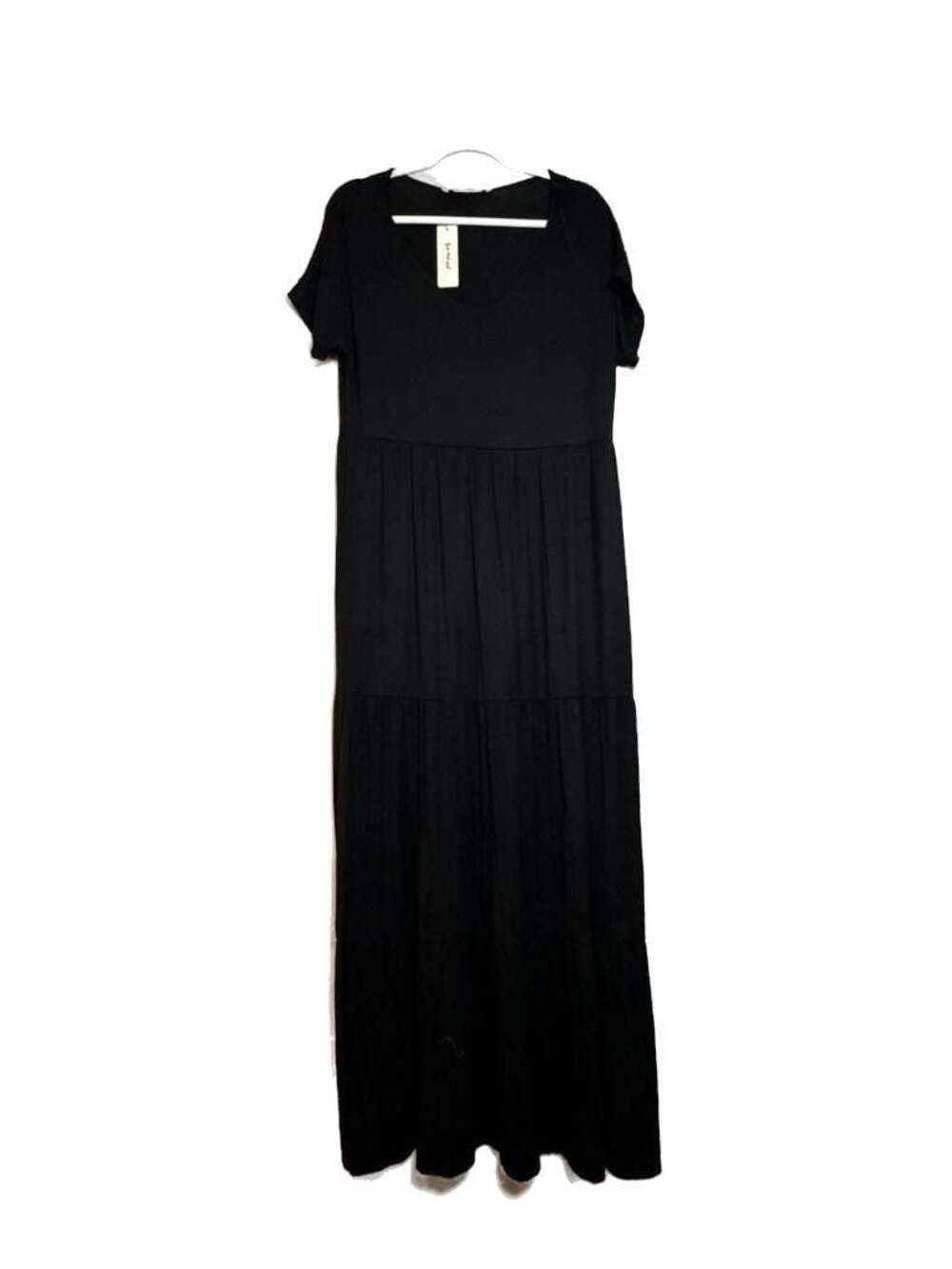 L Three Bird Nest Short Sleeve Tiered Maxi Dress Black